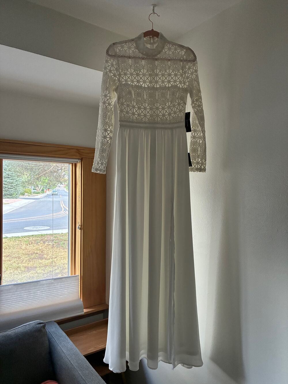 Lulus White/Off-White Lace Maxi Bridal Wedding Dress High Neck Long Sleeve Small - Picture 2 of 14